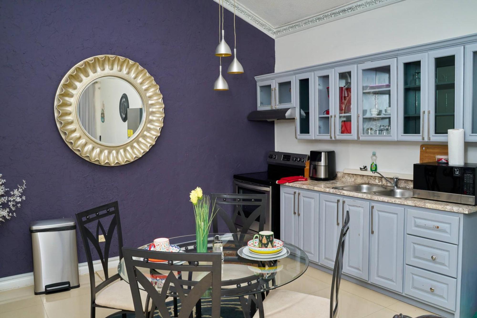 Caribbean Estates, 10 Mins From The Beach, Beautiful Gated Community Portmore Dış mekan fotoğraf